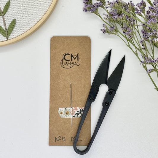 Paquete de aguja para bordar nº 5 de DMC y tijeras cortahilos ergonómicas para costura, bordado y punto de cruz